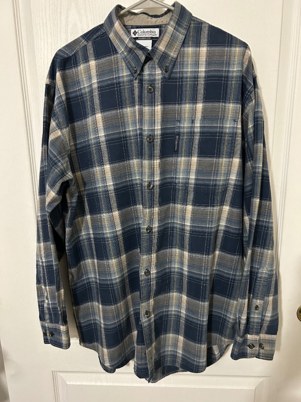 Columbia Men's XL Plaid Button Up Shirt Long Sleeve Blue Grey Cotton